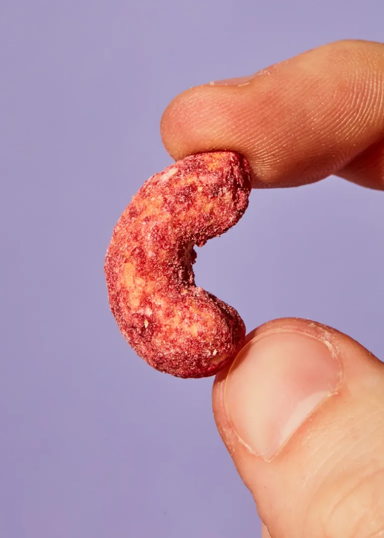 Cashewkerne mit Himbeerpulver 500 g