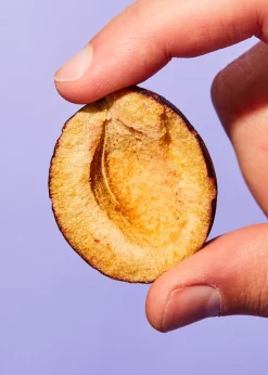 Gefriergetrocknete Pflaumenhälften 350 g