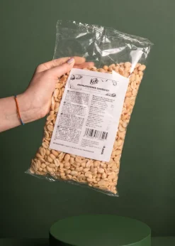 Geröstete Erdnusskerne mit Salz und Öl 1 kg